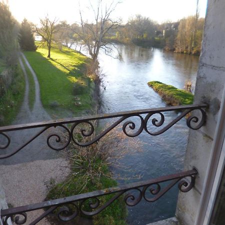 Le Moulin De Cors Bed & Breakfast Oulches Luaran gambar