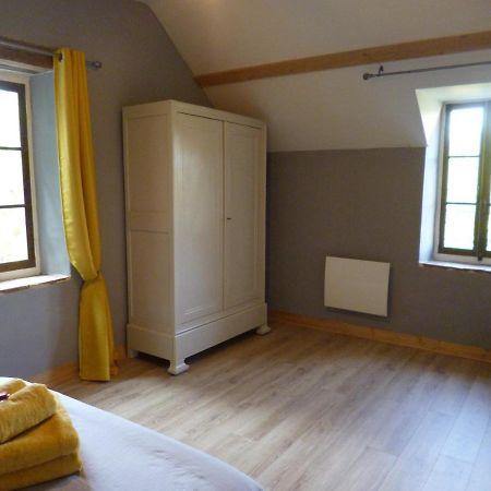 Le Moulin De Cors Bed & Breakfast Oulches Luaran gambar