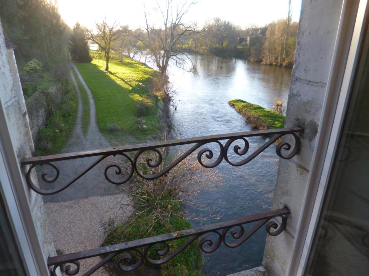 Le Moulin De Cors Bed & Breakfast Oulches Luaran gambar